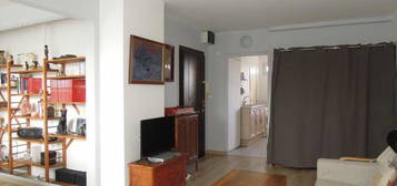 Appartement meublé  à louer, 3 pièces, 2 chambres, 70 m²