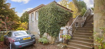 1 bed detached house for sale