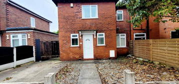 3 bedroom semi-detached house