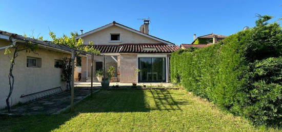 Maison 3 chambres sur un beau terrain au coeur de Chervinges