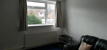 7 bedroom terraced house to rent