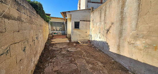 Villa unifamiliare, da ristrutturare, 180 m², Villasor