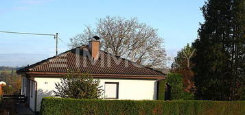 Entzückender Bungalow in toller Lage- samt Garten, Keller und Garage