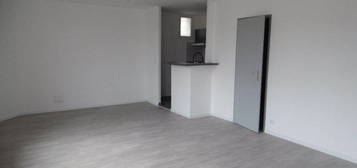 Appartement  à louer, 2 pièces, 1 chambre, 46 m²