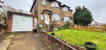 3 bedroom semi-detached house to rent