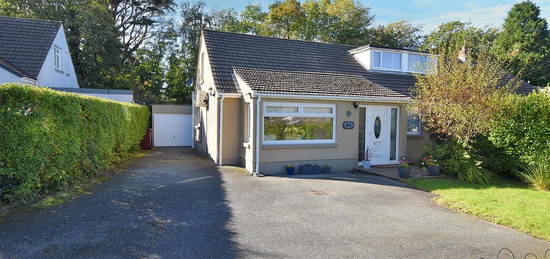 4 bed semi-detached bungalow for sale