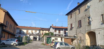 Rustico via San Biagio, Centro, Casatenovo