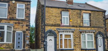 2 bed semi-detached house for sale