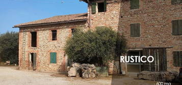 Montebelluna, semicentro - Rustico