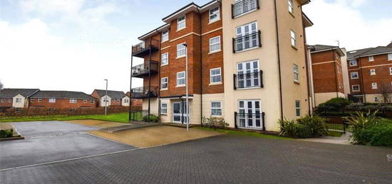 Flat to rent in Sopwith Drive, Farnborough, Hampshire GU14