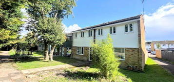 End terrace house to rent in Okeley Lane, Tring HP23