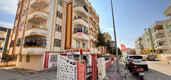 CADDE SEYRAN'DAN KRALIK 2+1 EBEVEYN BANYOLU 115M2 ARAKAT (MEMURA)