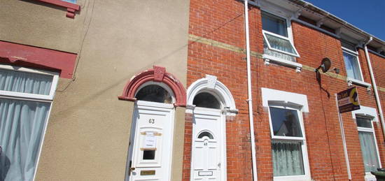 Terraced house to rent in Hudson Road, Southsea PO5