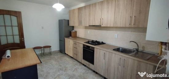 APARTAMENT 2 CAMERE, DECOMANDAT, BLOC NOU, MOBILAT SI UTILAT