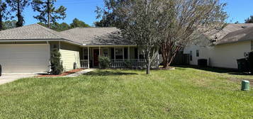 319 Hallowes Dr E, Saint Marys, GA 31558