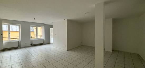 Location appartement 4 pièces 97 m²