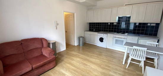 Flat to rent in St. Andrews Street, Newcastle Upon Tyne NE1