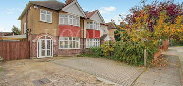 3 bed semi-detached house for sale