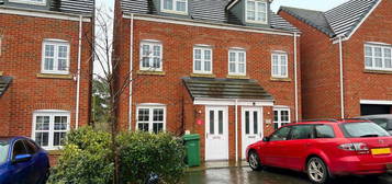 3 bedroom semi-detached house