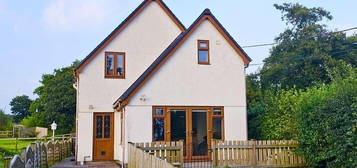 3 bed detached house for sale