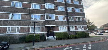 3 bed flat to rent