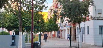 Carretera Carmona - Calle Rafael Alberti