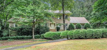 4981 Forestglade Ct, Stone Mountain, GA 30087