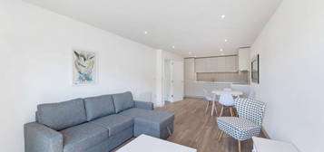 2 bed flat to rent