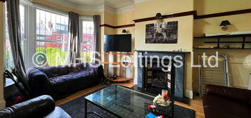 6 bedroom terraced house