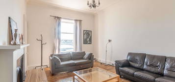 Flat to rent in Clifton Terrace, Edinburgh EH12