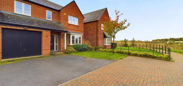 4 bedroom detached house to rent