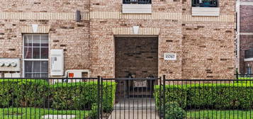 15767 Seabolt Unit 40, Addison, TX 75001