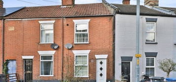 2 bed terraced house for sale