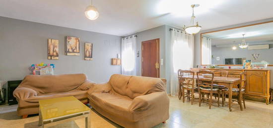 Piso en venta en Calle Pablo Picasso, Cúllar Vega