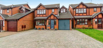 4 bedroom detached house for sale