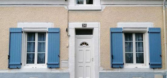 Maison avec jardin