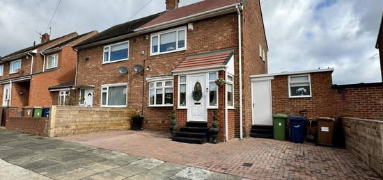 2 bedroom semi-detached house for sale