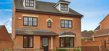 6 bedroom detached house for sale