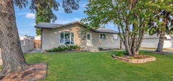 3706 E 49th Ave, Lloydminster, SK S9V 1A1