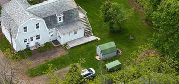 444 Queen St #442, Charlottetown, PE C1A 4G2
