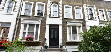 Flat to rent in Islip Street, London NW5