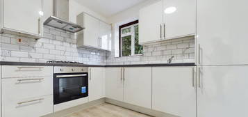 3 bed end terrace house to rent