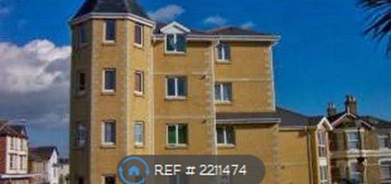 Flat to rent in Atherley Court, Shanklin PO37