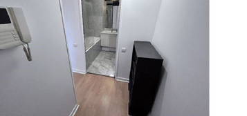 Location appartement 1 pièce 32 m²