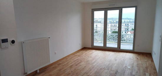 Appartement  à louer, 3 pièces, 2 chambres, 62 m²