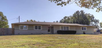 4631 S Connecticut Ave, Joplin, MO 64804