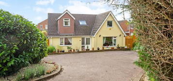 3 bedroom detached house