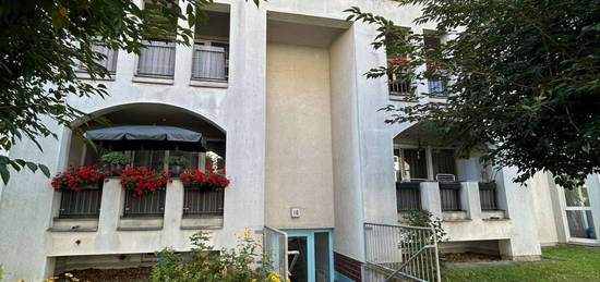 Hübsches Familienapartment mit Balkon