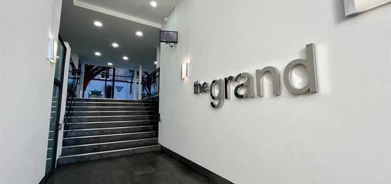 Flat to rent in The Grand, 1 Aytoun Street Piccadilly, Manchester M1