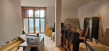 Appartement type loft CENTRE BOIS D’OINGT